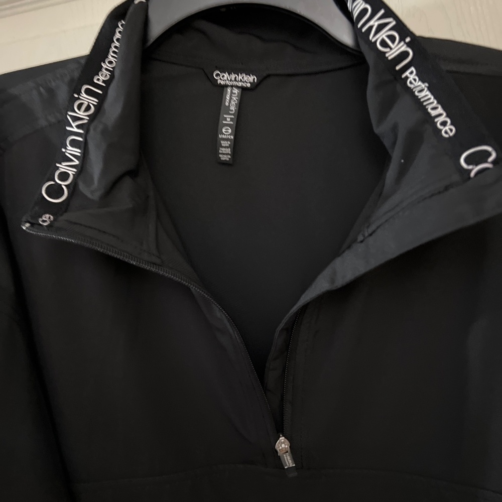 Calvin Klein Performance half zip NWT - Picture 2 of 9